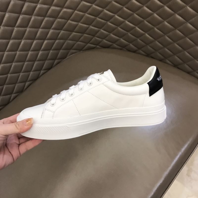 Givenchy Sneakers